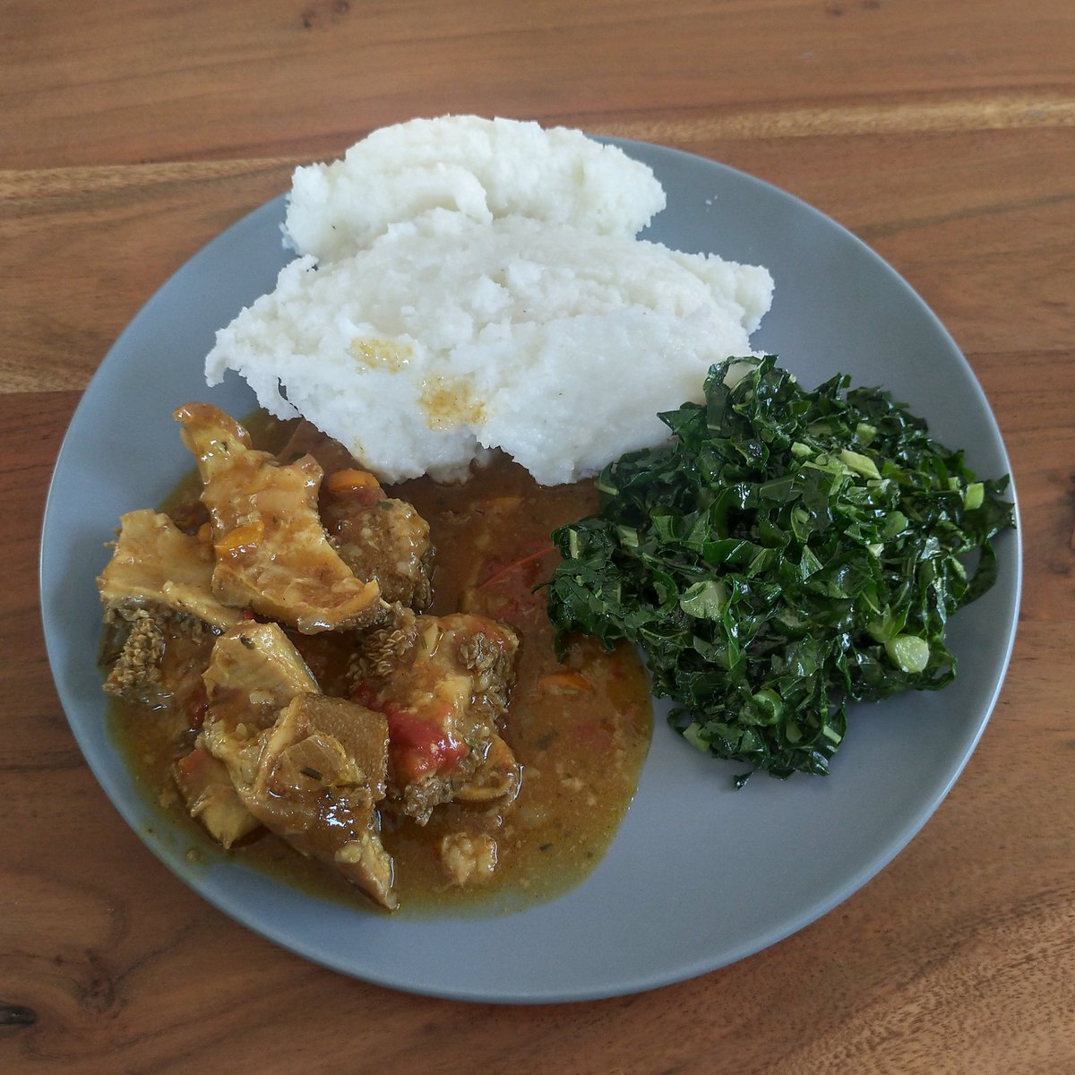 mdimairo's tweet photo. If you know you know. #maguru #kasadza #tumaveggie delicious in this hot weather! https://t.co/bvDy7HgoNx