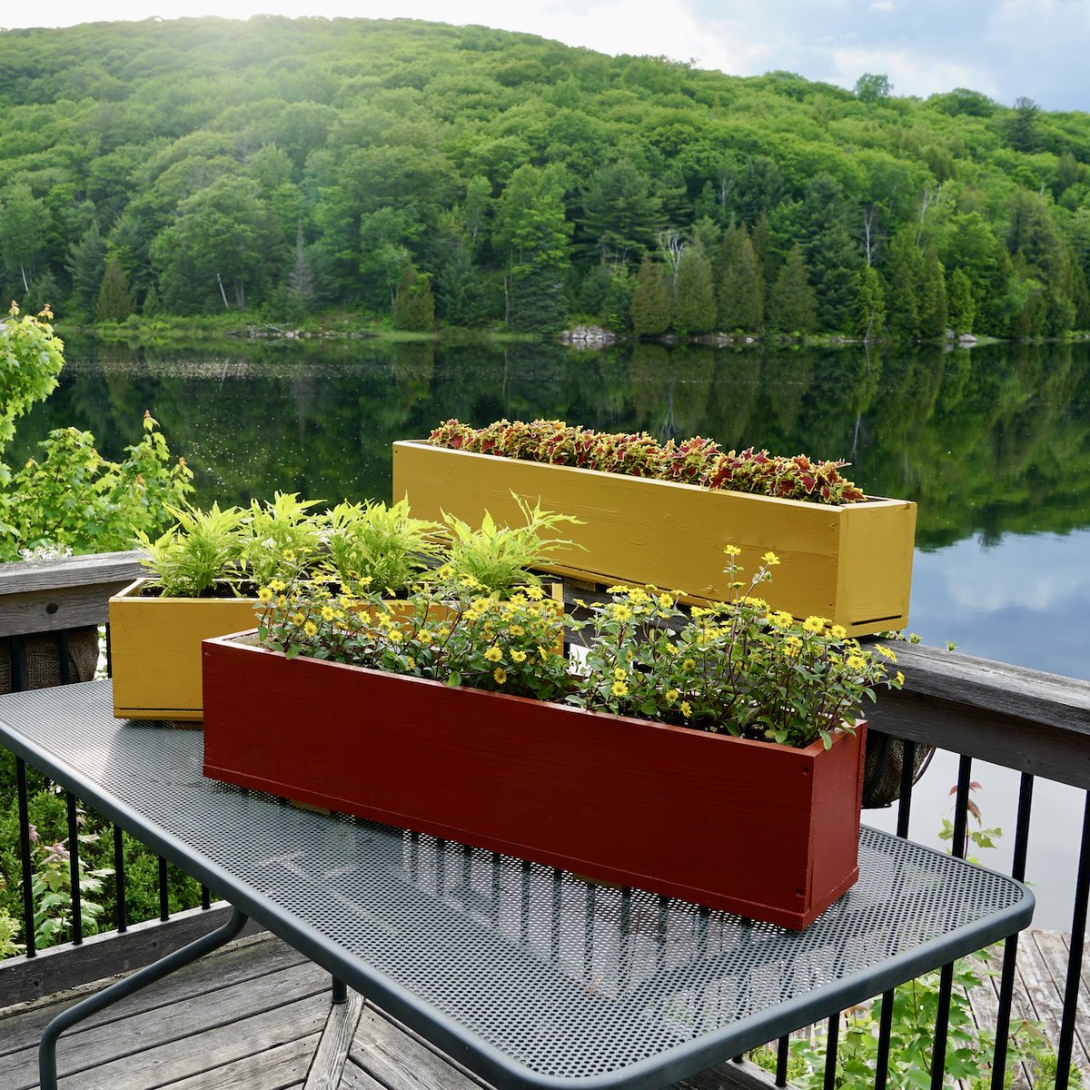 EASY DIY PLANTER BOXES | Weekend projects! youtu.be/Ve87_pPgTmo via <a href="/YouTube/">YouTube</a> 

Pick up your free plans here: weekendatthecottage.com/lifestyle/easy…

Step-by-step instructions. Watch us on YOUTUBE!
#diy #homedepot #ryobi <a href="/RYOBItoolsusa/">RYOBI Tools USA</a>