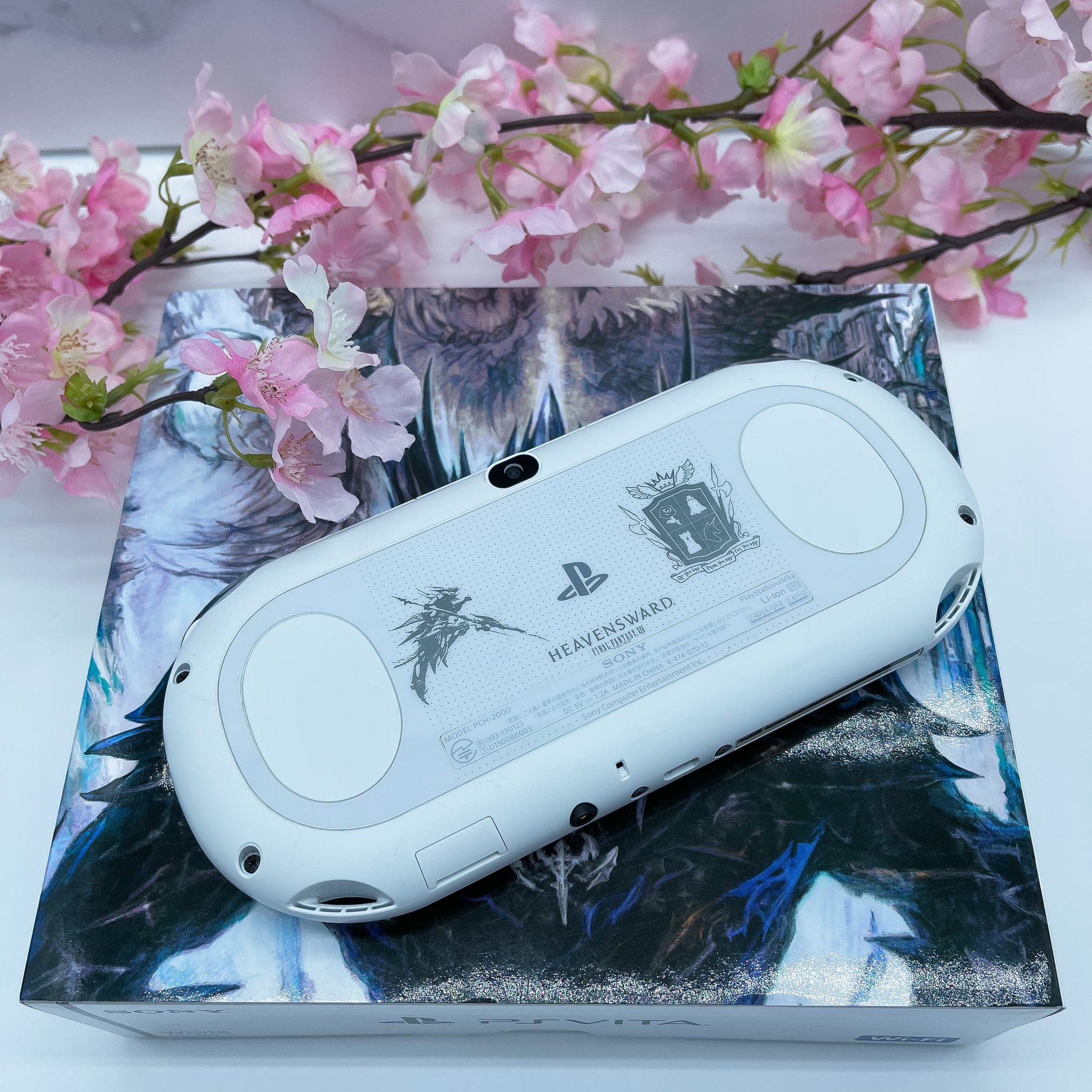 PlayStation Vita本体× FINAL FANTASY XIV ：H Limited Edition Final Fantasy XIV PS Vita Launches In Japan