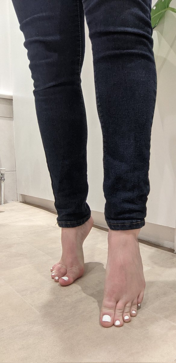 AquasToes's tweet photo. The view you'd see if I was a giant and you were a little bean, about to get stopped on #toospecific #oddlyspecific #feet #foot #giant  #giantess #mommy #fetish #jeans #crush #step #stomp #pedicure #whitenails https://t.co/3mxlqCQSO5
