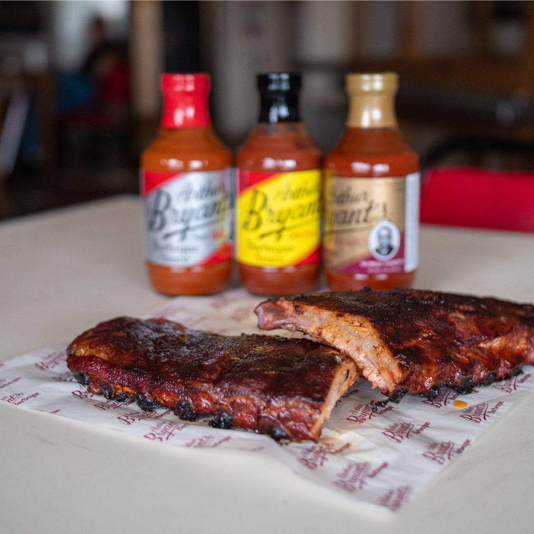 ArthurBryantsKC's tweet photo. BBQ, because you can't live a full life on an empty stomach.
#ABsPickoftheWeek #ArthurBryantsBarbeque #thickribs
https://t.co/RQ56lUBLvr https://t.co/irySaZMv36