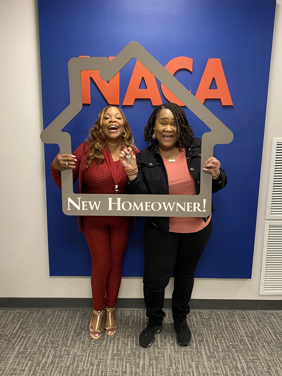 NACA_Official's tweet photo. That smile tells it all!! Congrats to Ingrid for achieving her dream of homeownership in Conyers, GA! #NACA #theNACAway #homeownership #homebuying #homeowner #nacapurchase https://t.co/nwBQKV3zvy