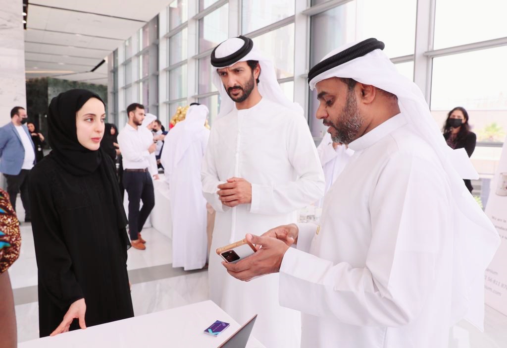 H.E. Abdulla Bin Touq and Shamma Al Mazrui during the showcase of LegalTech innovation at "Youth Talents" exhibition organized by the Youth Council of the UAE Ministry Of Economy, UAE 

wam.ae/ar/details/139…

<a href="/LegalTechME/">LegalTechME</a>

#مواهب_شبابنا #وزارة_الاقتصاد #مجلس_شباب_وزارة_الاقتصاد