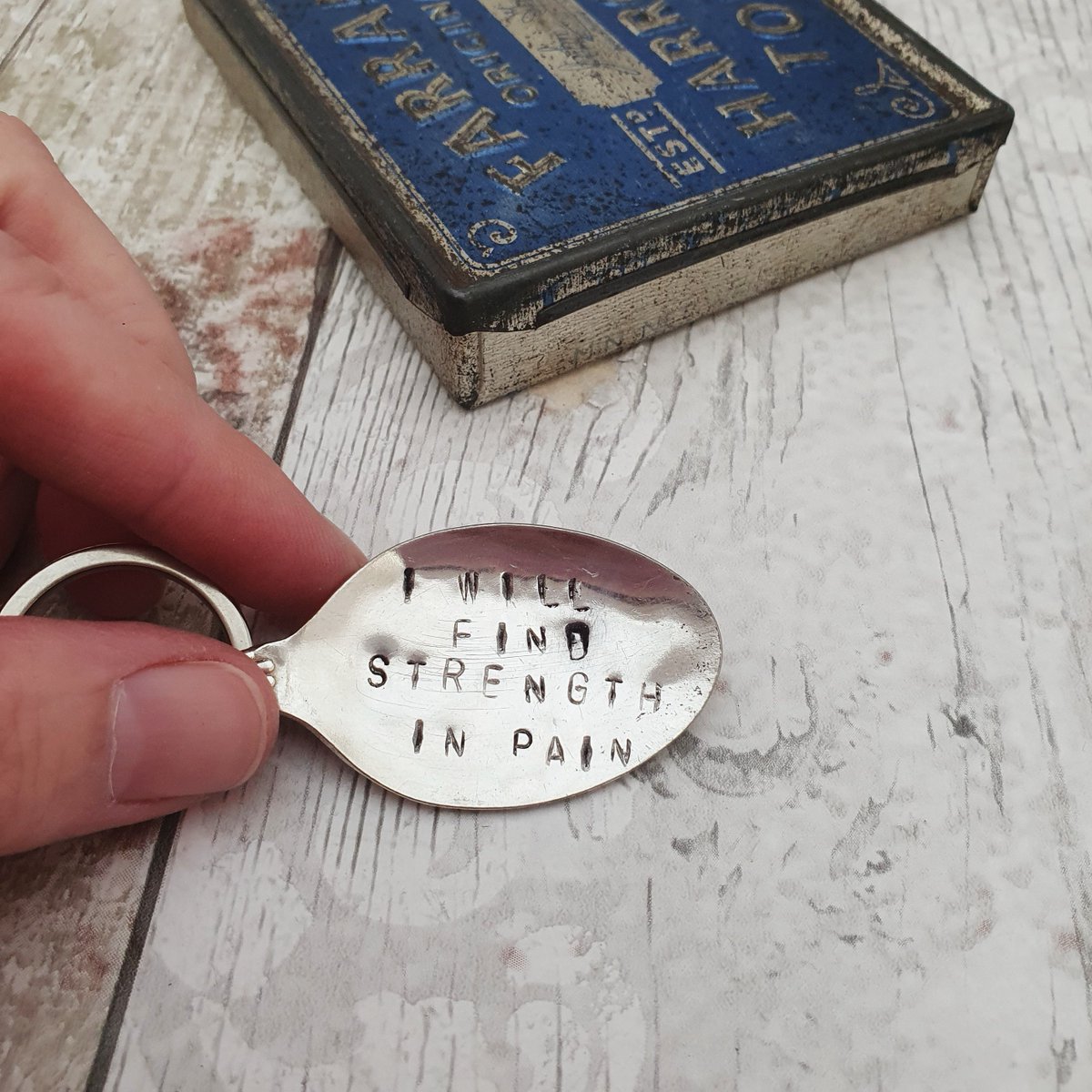 martisanne's tweet photo. I will find strength in pain keychain, strength quote keyring, courage, bravery, encouragement, fearless, anxiety, chronic illness, gift, T1 https://t.co/vckdZmmnmD #EtsyTeamUnity #TMTinsta #StrengthQuote https://t.co/M6z4SZdNdB