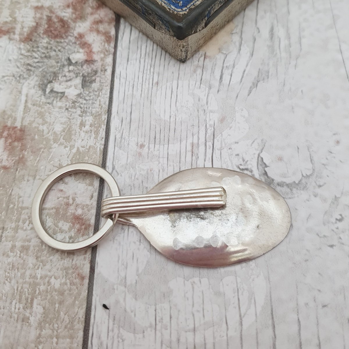 martisanne's tweet photo. I will find strength in pain keychain, strength quote keyring, courage, bravery, encouragement, fearless, anxiety, chronic illness, gift, T1 https://t.co/vckdZmmnmD #EtsyTeamUnity #TMTinsta #StrengthQuote https://t.co/M6z4SZdNdB