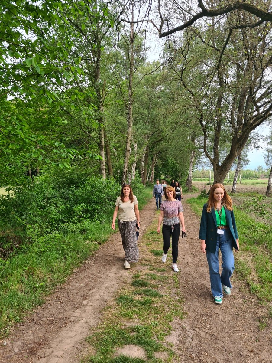 FlukeCorp's tweet image. 🌿 Mental health walks at Fluke

With the support of amazing volunteers, our EMEA team had a lunch walk around the @Brainport Industry Campus. Have you taken a break from work today?  

Explore our current career opportunities: bit.ly/3OaHa5k

#foryouforusforgrowth