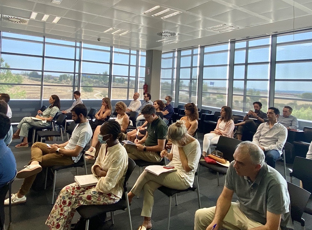 TheCollider_MWC's tweet photo. It’s time for the #OnCampus Castilla y León #DemoDay!
👉 The 8 technological projects from @universidaddeva, @unileon, @actualidadUBU and @usal will present in front of the jury their #DeepTech solutions boosted during the program.
#ScienceIsNotFiction #TechTransfer https://t.co/73izqp1psU