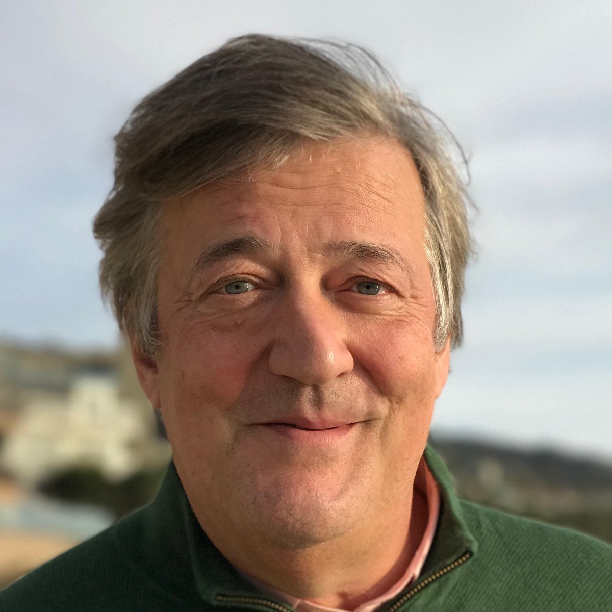 Humanists_UK's tweet photo. 'The more in the world you encounter kindness... the better the world always is – and all the big words: virtue, justice, truth, are dwarfed by the greatness of kindness.' – Lovely words by our patron @stephenfry. https://t.co/GgO5EFyRID