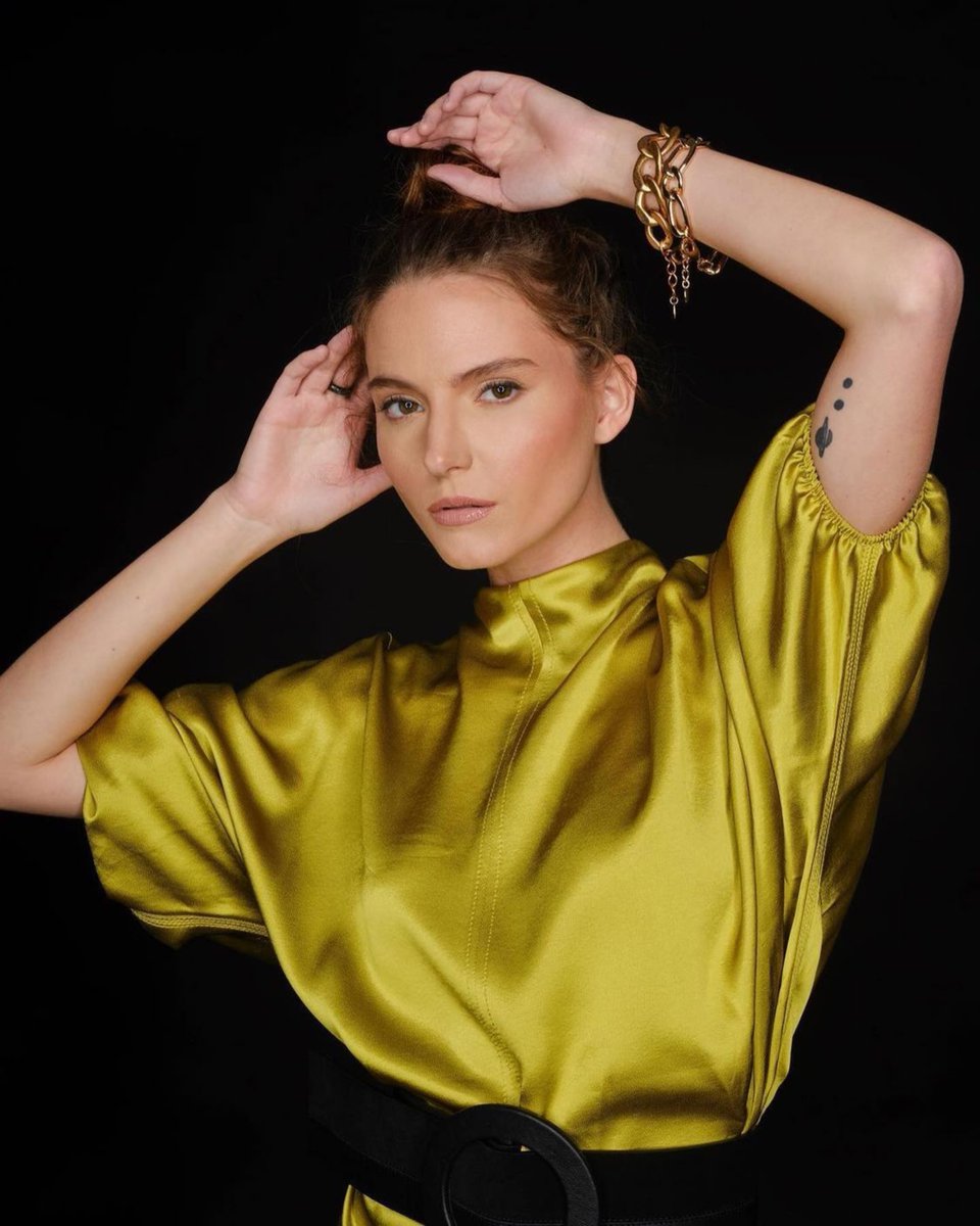 We love this captivating shoot that
photographer <a href="/absesay/">Ab Sesay</a> captured
using broncolor lighting.

Show us what you create by
tagging <a href="/broncolorusa/">broncolor</a>.