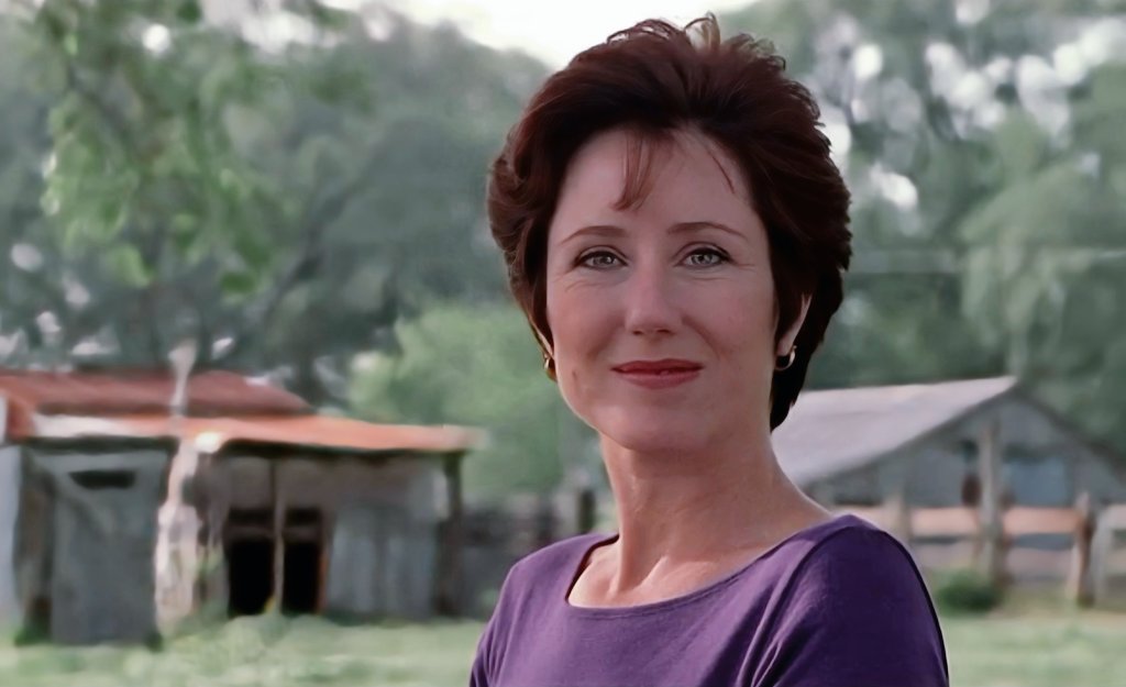 WWCSRD's tweet photo. Happy #MaryMonday!! Wishing you all a wonderful week❤️
"Everything is possible. Your dreams. Your ideas. Your passion. Never let anyone tell you that, 'you cant'."~UKN
#AlwaysPerfectInPurple #PassionFish #MayAlice #MaryMcDonnell https://t.co/OZeQyfr3Gi