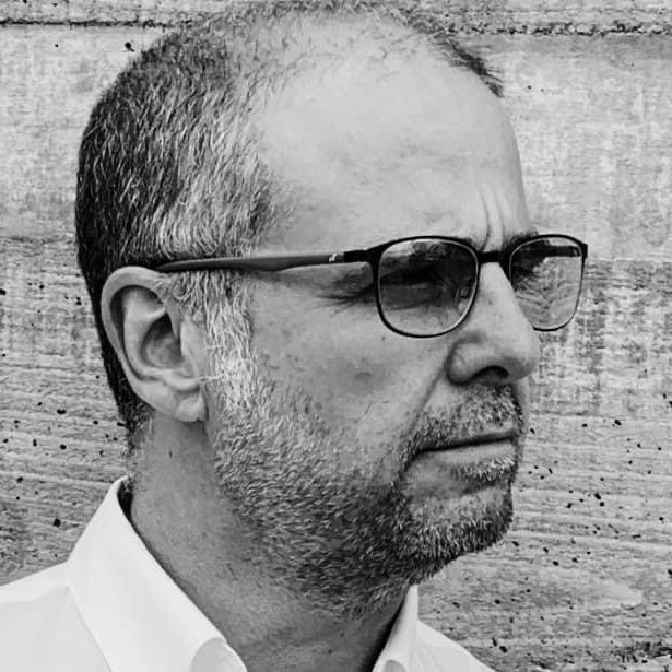 Lamentamos la pérdida prematura de Miguel Valcárcel, fundador y CEO de Biomca, y socio de Wellysis Industries, S.L. Excelente profesional, emprendedor ejemplar, y una persona maravillosa. Nuestro sentido pésame para familiares y demás seres queridos. Descanse en paz.