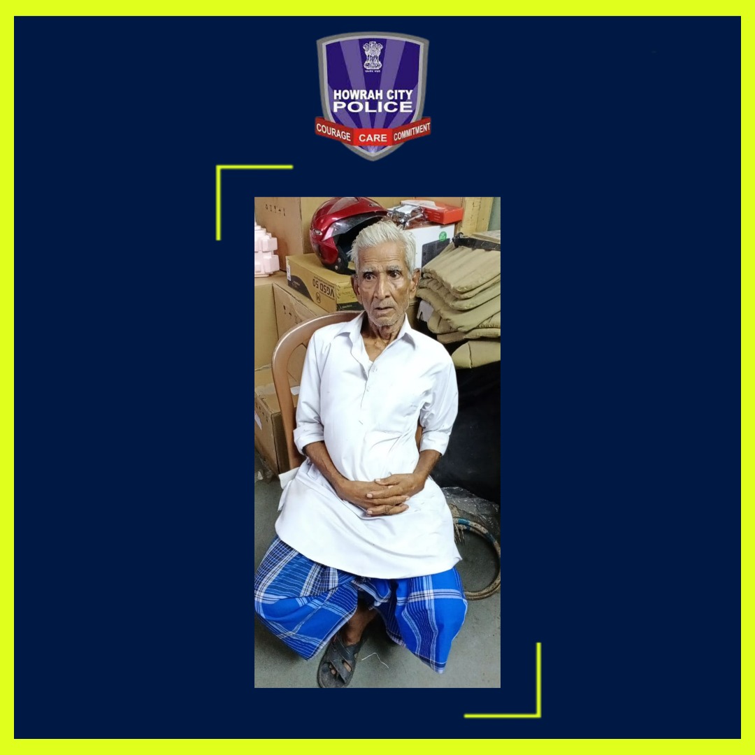 hwhcitypolice's tweet photo. Today RT officer of #ChatterjeehatPS found one aged person who was moving aimlessly at #RingRoad #Dumurjala area. Later it could be learnt that his name is Narendranath Mondal 80y of Panpur, Amta, Howrah was missing from #AbasarMath under #BantraPS and handed over to his son. https://t.co/9R9flH1xaa