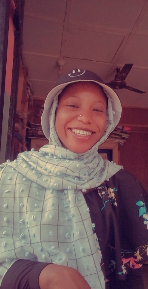 BOLANLEOO's tweet photo. @Maryambntlawal @Atilolahafeezah @Reedesigns_ng @Maryambntmydad @Minahbell_ @YHUNG_KHALIFAH @TripleHay001 @RofiatTaiye @Queen_Aeesha Yes we're 💗 https://t.co/k4jDjK5TuU