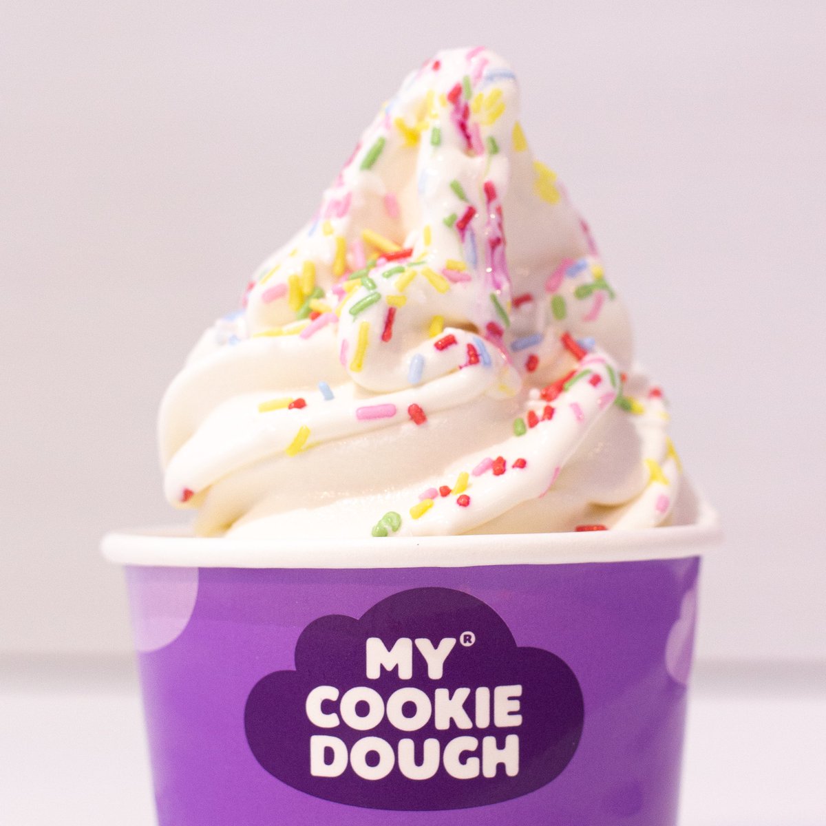 how good does our vanilla soft serve look on a hot day like this? 🤤