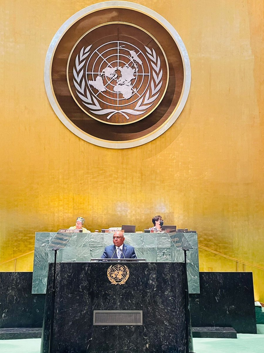 UN_PGA's tweet photo. In times of turmoil, Madiba’s life teaches us to choose dignity over humiliation, to speak up during injustice, and to forgive rather than hate.

My remarks at Informal Meeting to Commemorate Nelson #Mandela International Day 👉https://t.co/Un4t6Mdbru

#MandelaDay https://t.co/P9Wvg0p6cS