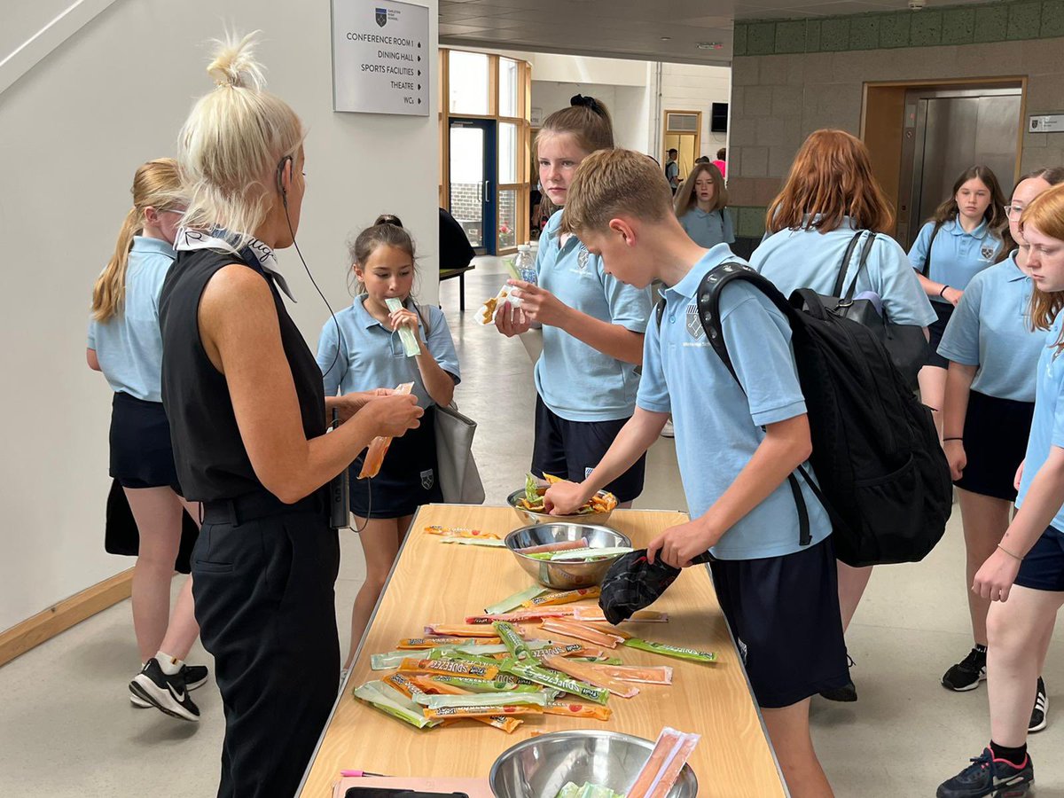 PATCarletonHigh's tweet photo. Mrs Cross last week as headteacher @PATCarletonHigh promises to be #HotHotHot ☀️ ☀️ ☀️
She enjoyed giving all our #incredible students a free ice pop at lunch time and was blown away by their impeccable manners #Thankyou #ProudToBeCarleton https://t.co/SNzZWKZlRR