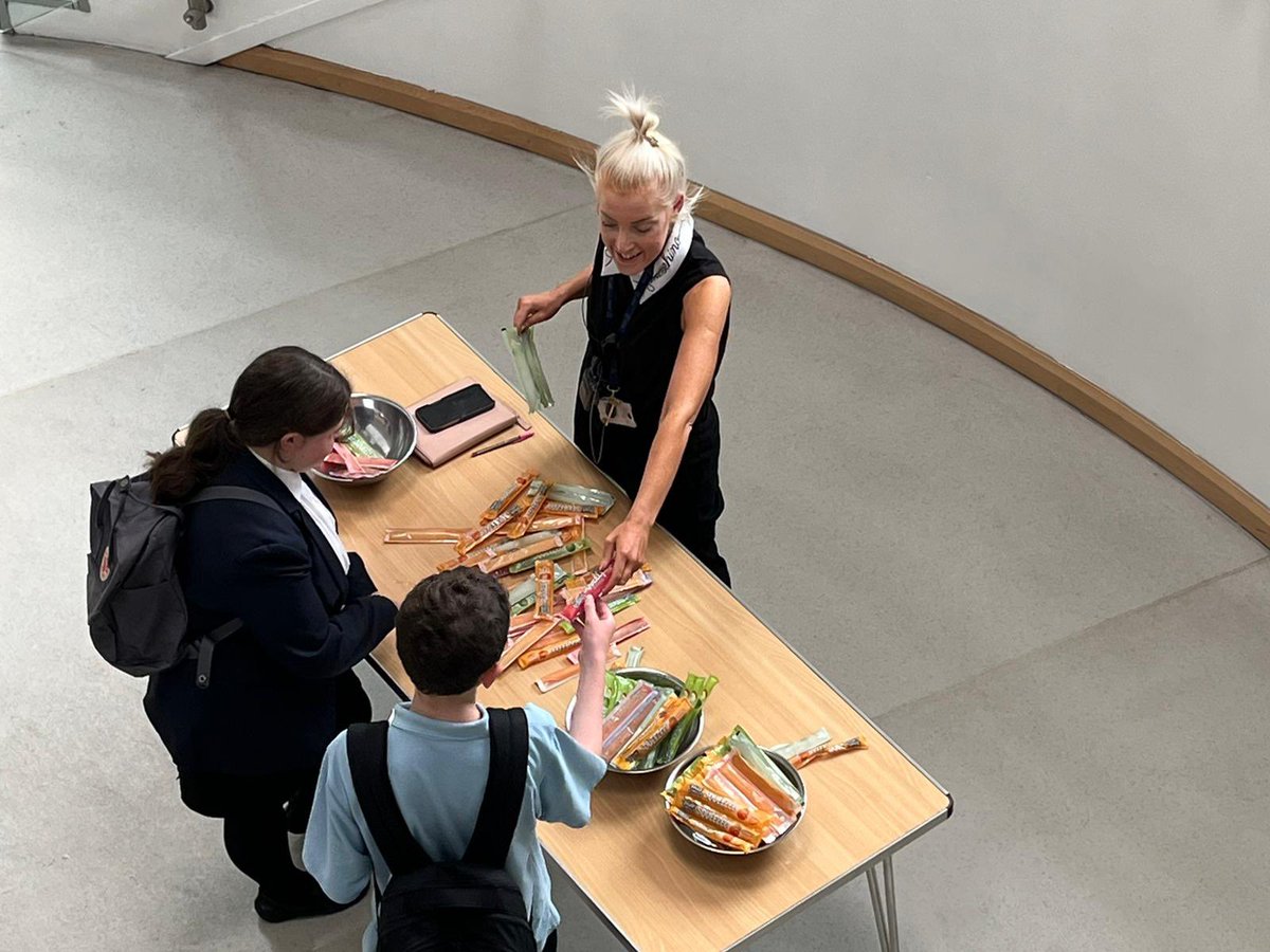 PATCarletonHigh's tweet photo. Mrs Cross last week as headteacher @PATCarletonHigh promises to be #HotHotHot ☀️ ☀️ ☀️
She enjoyed giving all our #incredible students a free ice pop at lunch time and was blown away by their impeccable manners #Thankyou #ProudToBeCarleton https://t.co/SNzZWKZlRR