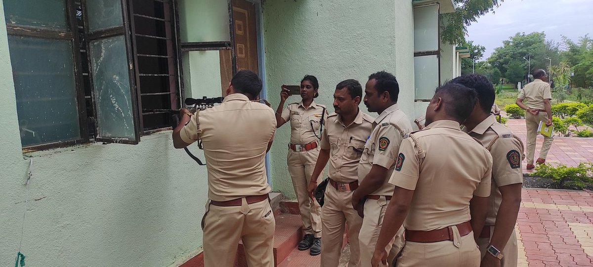 DrSwapnilSonon3's tweet photo. After a long pause due to COVID19 crises #Maharashtraforestdepartment gearing up the strengthening of #wildliferescue teams the #RRT 34th team of state,Washim forest division in Yavatmal circle added in guidance of DyCF #AnandReddy sir and CF #Ghule sir by #DrSwapnilSonone . https://t.co/weknRPqi9Z