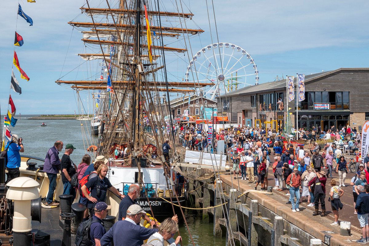 We kijken terug op een zeer geslaagde editie van de Tall Ships Races Harlingen met indrukwekkende tallships en gastvrije crew, ongeveer 300.000 bezoekers en prachtige optredens.

harlingensail.com/vrijwilligers-… #TSRH2022 #Harlingen