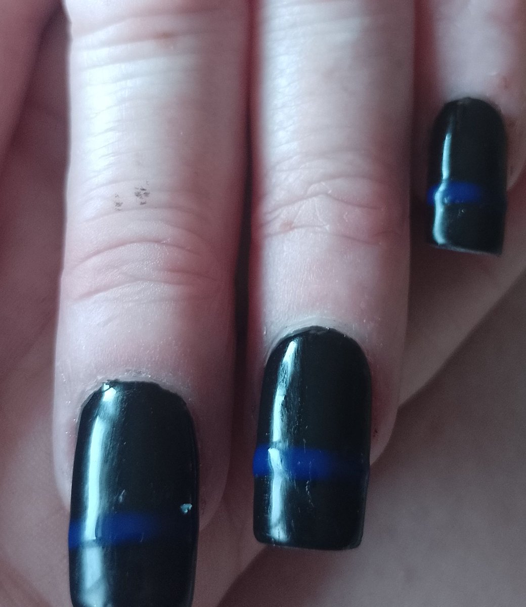 Karen65780903's tweet photo. Just got home and I am in love with my mam's new nails. My auntie is absolutely awesome to do this for her. The second design if u know u know. ๐ #TheThinBlueLine #SupportOurPoliceOfficers https://t.co/1spsvtLw3D