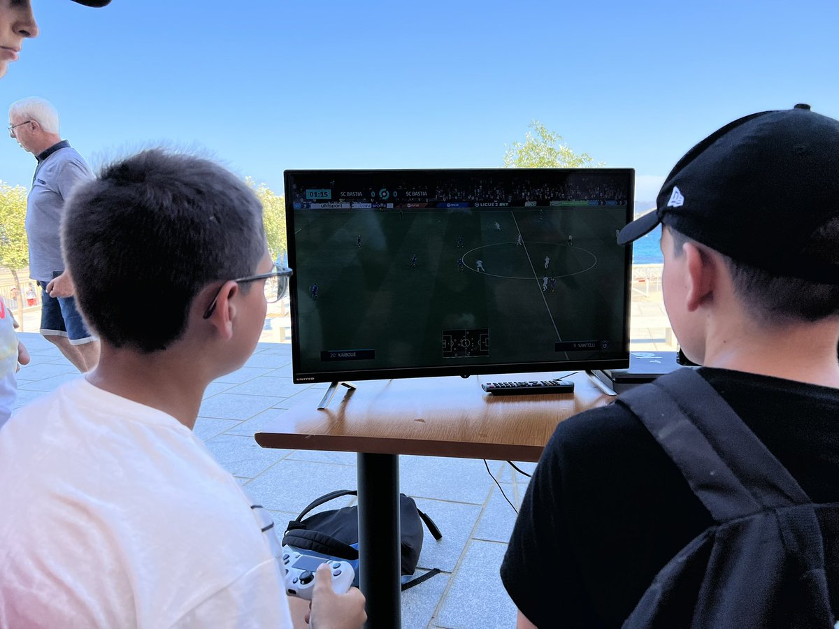 SCBastiaEsports's tweet image. 📍 Lisula (esplanade de la mairie)

🎮 Retrouvez l’Espace Esports jusqu’à 19h⏰

Venite numerosi !

#SCBESPORTS 🔵⚪️