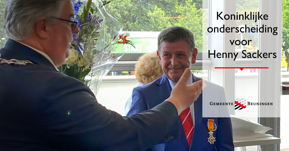 🏅Onze 'Buitengewone Beuningenaar' Henny Sackers, marsleider van de Vierdaagse, ontving vandaag een Koninklijke Onderscheiding. Hij levert een grote bijdrage aan de ontwikkeling en organisatie van de Nijmeegse Vierdaagse. Gefeliciteerd! 

ℹ️ bit.ly/3OhYvt0