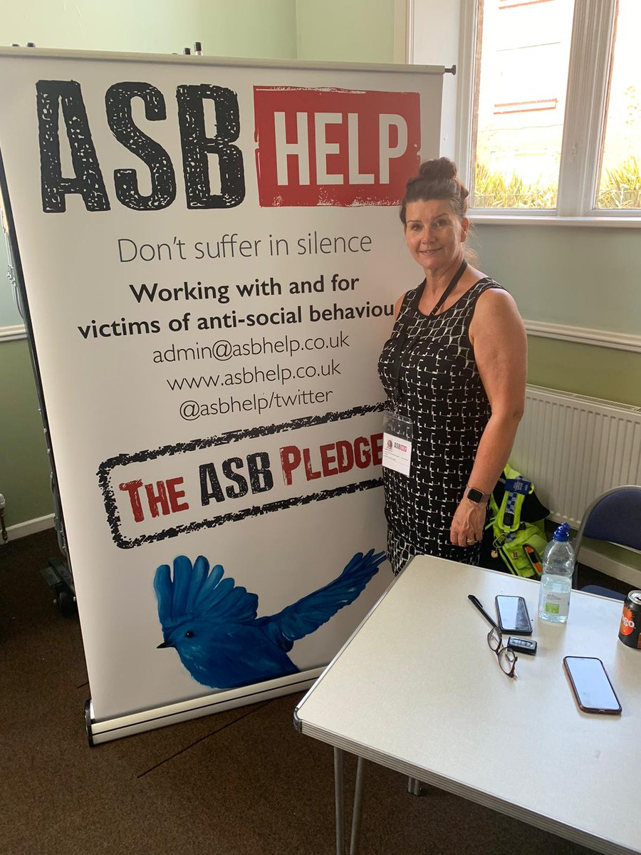 asbhelp's tweet photo. Our Victim &amp; Partnership Project Manager @AngelaDenison5 is at a drop in centre this afternoon at St Micheals  Church Hall in Headingly, Leeds giving support &amp; advice to people suffering from #ASB
#ASBAwarenessWeek #ASBHelp https://t.co/j0AXt2ZDUj
