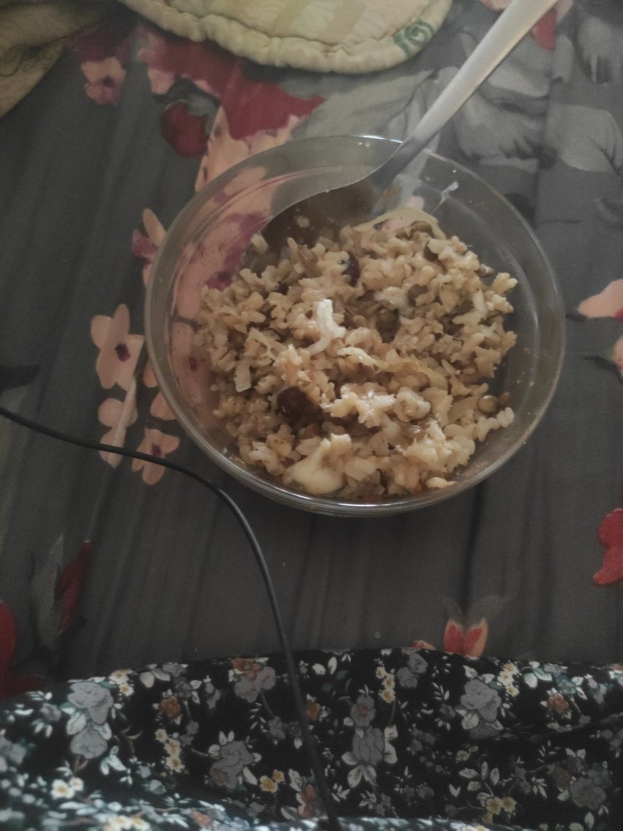 Testing_t9's tweet image. מג'דרה עם צבינה צהובה