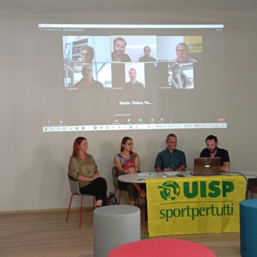 Il 𝟭𝟰 𝗹𝘂𝗴𝗹𝗶𝗼 presso <a href="/UrbanCenterRO/">Urban Digital Center - InnovationLab Rovigo</a> si è svolto l’incontro “𝗘𝘂𝗿𝗼𝗽𝗮, 𝘀𝗮𝗹𝘂𝘁𝗲, 𝗮𝗺𝗯𝗶𝗲𝗻𝘁𝗲: 𝗹'𝗨𝗶𝘀𝗽 𝗩𝗲𝗻𝗲𝘁𝗼 𝗽𝗿𝗲𝘀𝗲𝗻𝘁𝗮 𝗶𝗹 𝗽𝗿𝗼𝗴𝗲𝘁𝘁𝗼 "𝗦𝗽𝗼𝗿𝘁𝗣𝗲𝗿𝗧𝘂𝘁𝘁𝗶".
➡Video e interviste agli ospiti uisp.it/veneto2/pagina… 
#partnership