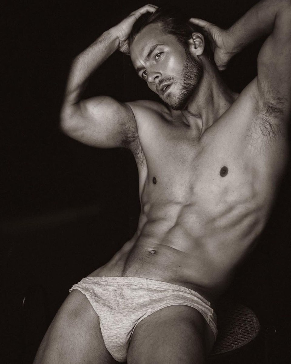 Hot Dudes Good Mood 🇺🇦 tweet media