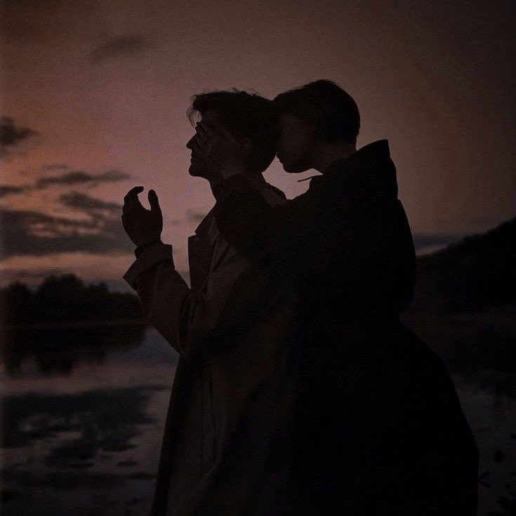 ᅠ    
ᅠ    
ᅠ

              He decidido vivir una vida junto a ti, y es a penas el comienzo de nuestro amanecer juntos. 
               Felices cuatro meses, mi vida.