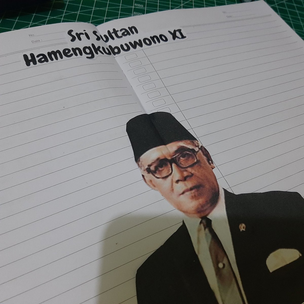 theisthetic's tweet photo. ¹⁸⁻⁷⁻²⁰²²
hri ini ternyata revisi jadwal ges ada tugas yg blm samsek ngerjain dikira deadline masih lama gara2 jni malah besok ngumpulinnya jdi harus ekstra tenaga malem ini semoga sya #kuad #semangat  and.. rest well all🤩

song: PUZZLE PIECE - NCT DREAM https://t.co/87g0NeQ01K