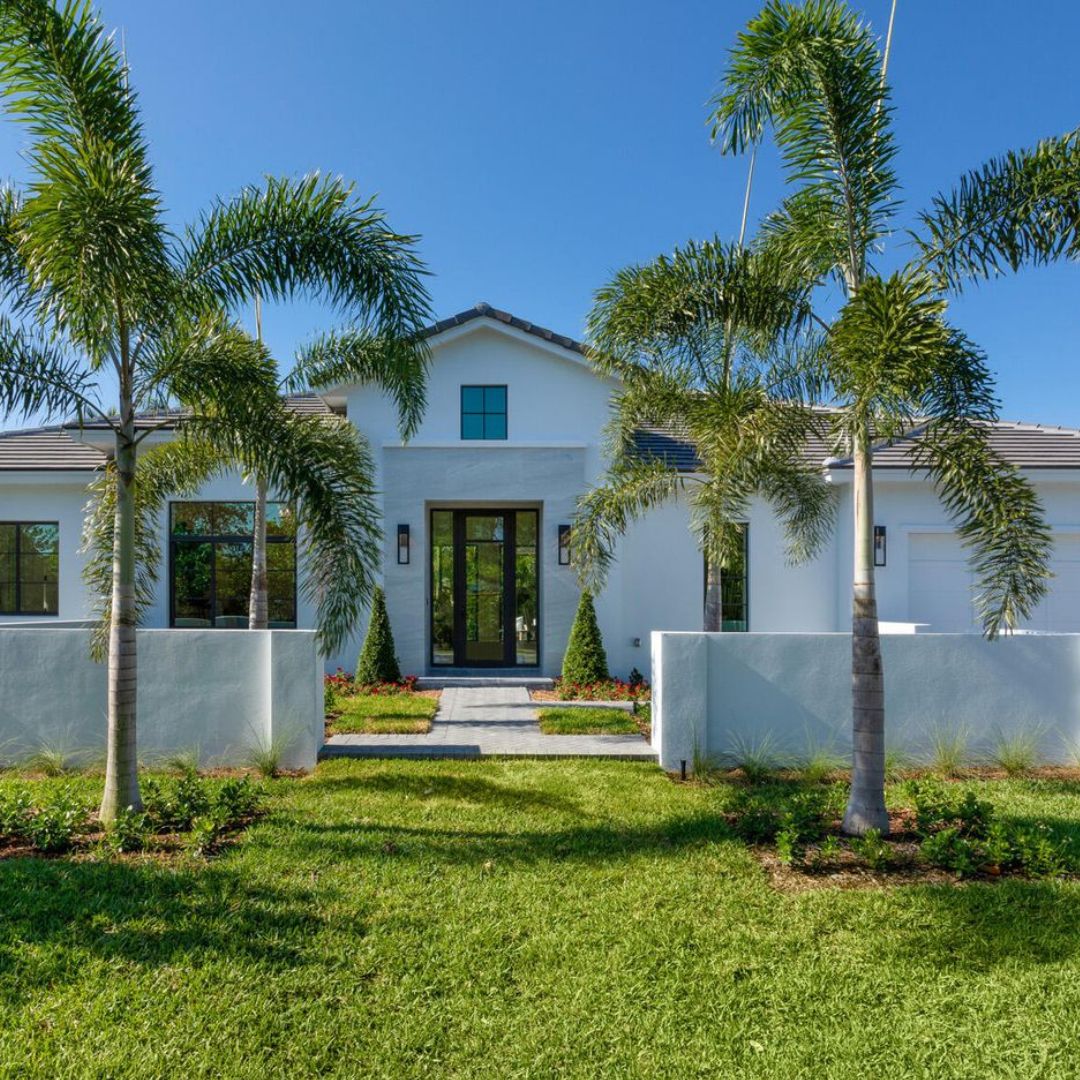 PascalLiguori's tweet photo. This newly completed single level home everything you could want, and more!

Listed at: $2.875 Million
📍130 Northeast 17th Street Delray Beach
4 bedrooms | 4 bathrooms | 3,044 SqFt 

Contact us today to schedule a private showing: https://t.co/JLFLQeXQYf https://t.co/YXki6ysUoa