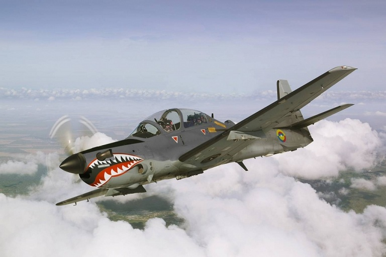 sentandoapua's tweet photo. Colômbia adquire bombas da GESPI para equipar seus Super Tucanos | Tecnodefesa - https://t.co/Az3lkB6A48
#Embraer #aviação #militar #A29 #SuperTucano #Colombia #Gespi https://t.co/fBWKa0g5Ak