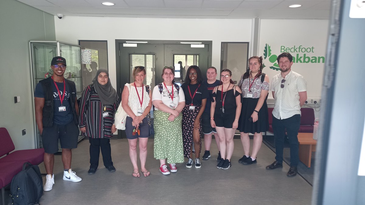 UniBradOutreach's tweet photo. Fantastic day @BeckfootOakbank today running 6 different workshops for Year 9! We had a team of 8 Student Ambassadors running their very own workshops, very proud to say the least! Thanks to the school staff for their hospitality and looking after us all! https://t.co/jgXy0PaUMb