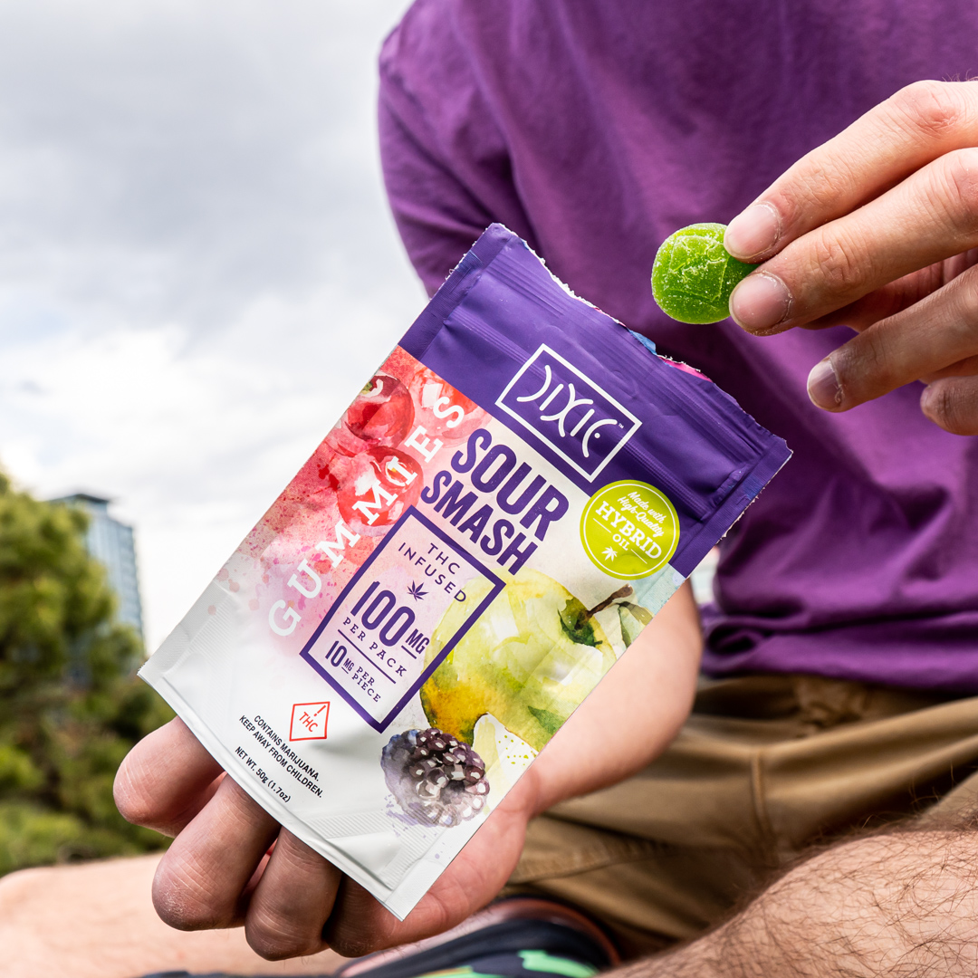 Pucker up – it’s National Sour Candy Day! 🍬
Celebrate with Sour Smash Gummies. Which flavor will you get? Sour apple, sour blue raspberry, or sour cherry? 🍏🍒
#MunchieMonday
hubs.la/Q01gYJyy0