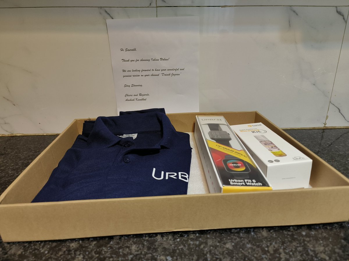 sauver3192's tweet photo. #UrbanFitS smart watch
1.7 inch amoled display
Bluetooth calling
In build memory
Voice assistant
Multiple sport mode
Heart rate monitor
Weather forecast
Blood oxygen
Call and social media notification
#UrbanTeam thank you gift and message https://t.co/AWq0zpKN73