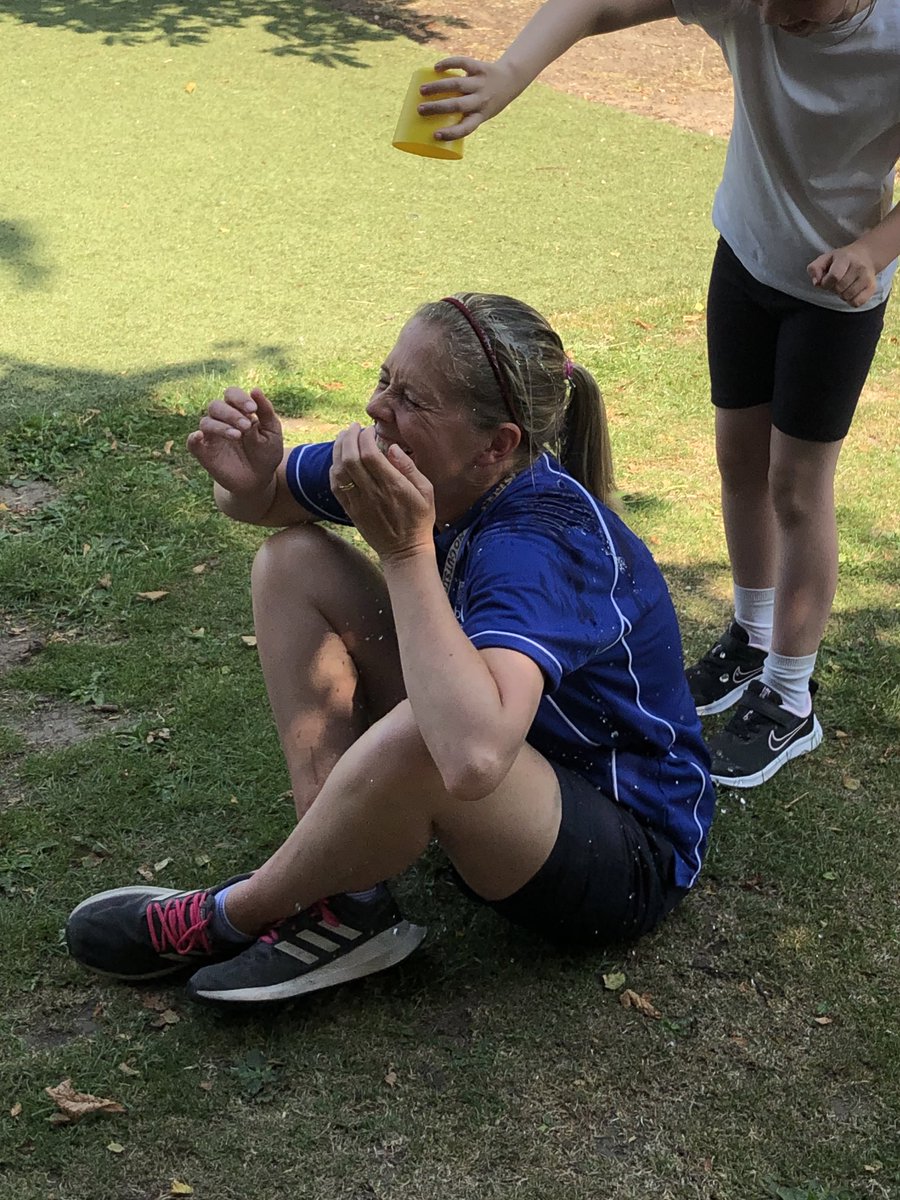 Mrs Wills tweet media