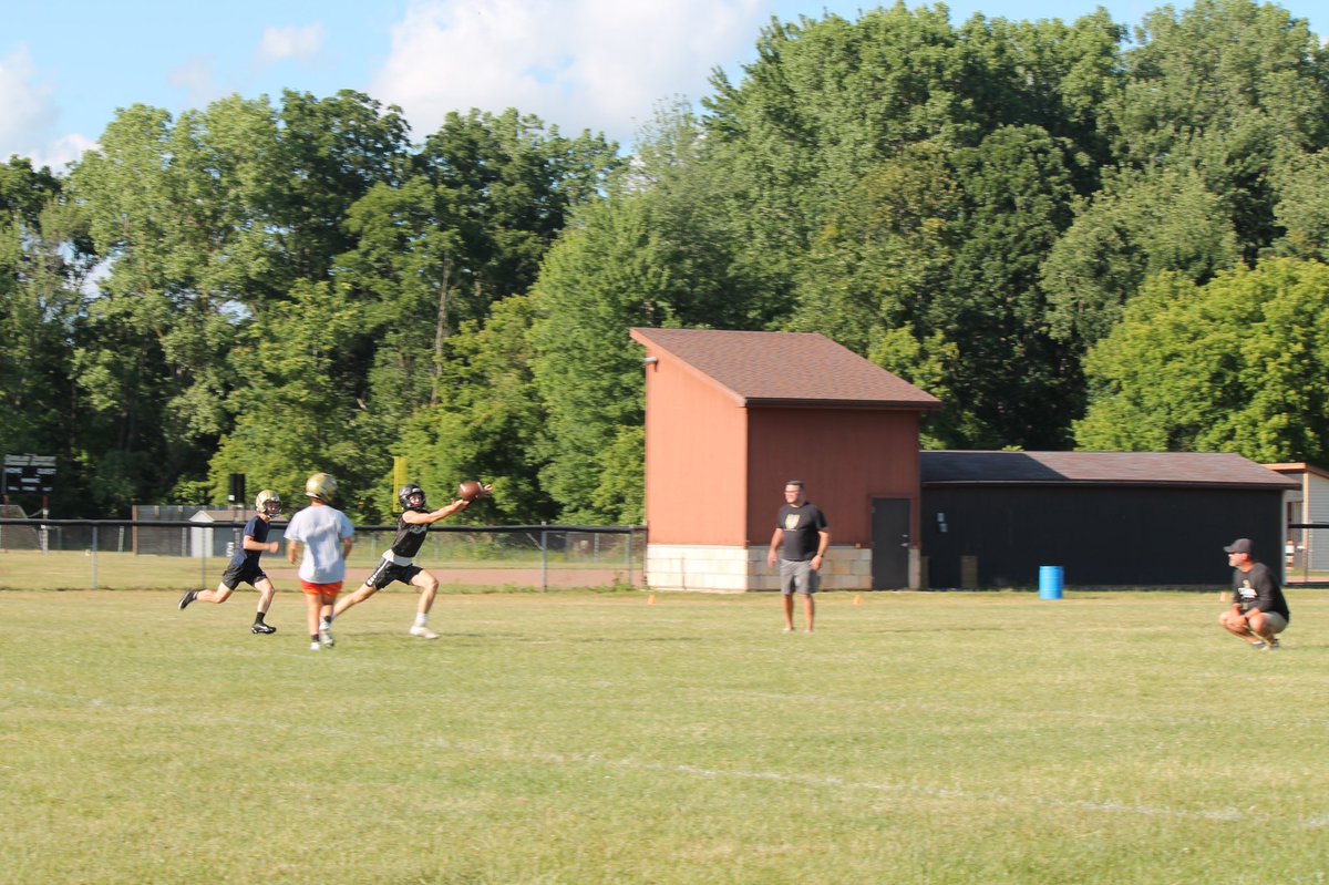 You build a program up brick by brick. 
First 7 on 7 @ Corunna! Second one tonight @ CHS 6 P.M. #RLT