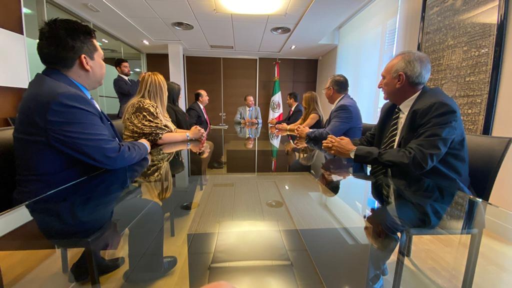 De gira en España, <a href="/hectortejadasha/">Héctor Tejada</a>, Presidente de <a href="/Concanaco/">CONCANACO SERVYTUR</a>, e integrantes del Comité Ejecutivo, diseñan estrategias con el Embajador <a href="/QuirinoOC/">Quirino Ordaz Coppel.</a>, para la promoción turística y la inversión bilateral. Estuvieron acompañados del empresario Daniel Osako.
#UnidosEnAccionesPositivas