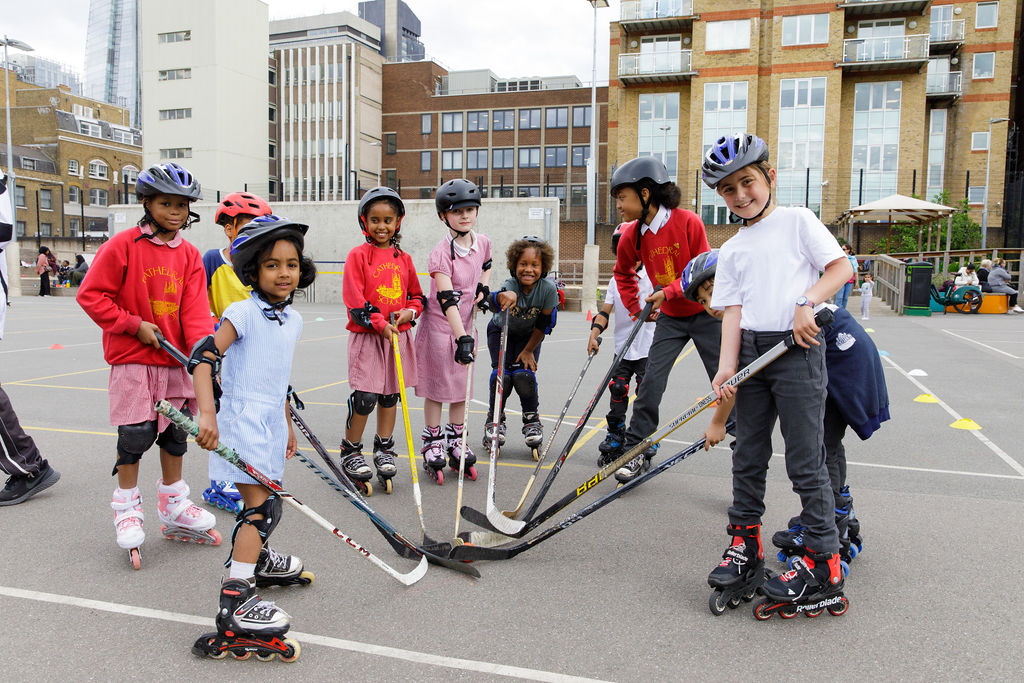TeamLondonBdg's tweet image. 📣We are delighted to appoint @BOSTSE1 &amp;amp; @DSC_13 as Team London Bridge&apos;s new long-term charity partners as part of our Building Bridges Fund 🤝

Find out more about the brilliant work of Disability Sports Coach and Bankside Open Spaces Trust 👉teamlondonbridge.co.uk/news/2022/7/15…