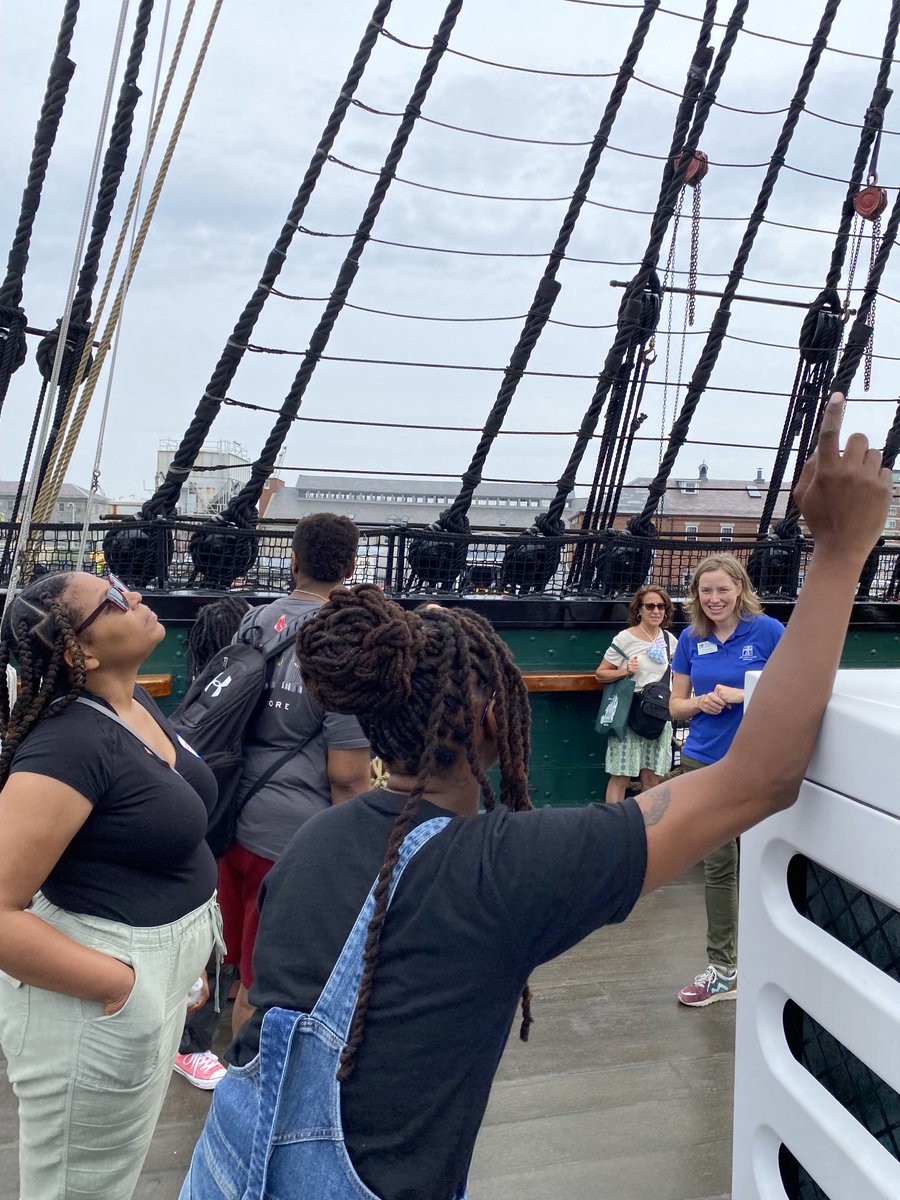 PlaceBasedBOS tweet media