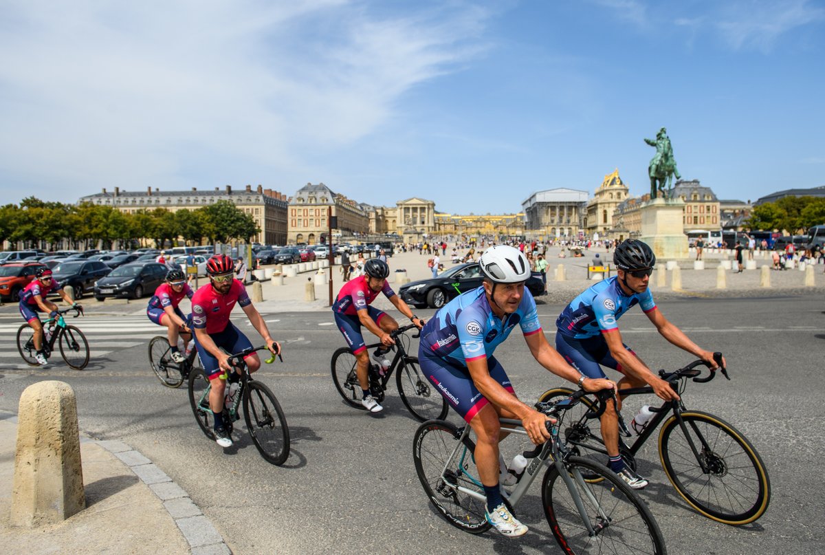 LeTour's tweet image. 💛 Congratulations to @TheTour21 team who arrived in Paris yesterday after completing the full Tour de France route, one week ahead of the professionals, as they aim to raise £1million for @CureLeukaemia 👉 bit.ly/3cpf3SD

More info 👉 bit.ly/3Pxs4ba

#TDF2022