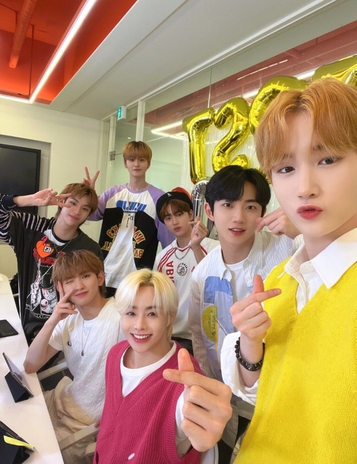 hubimuffin's tweet photo. Rt para el br de los chicos

Meta = 50 rt

#TEMPEST #템페스트 #TPST @TPST_twt @TPST__official https://t.co/2P5mdNhJUi