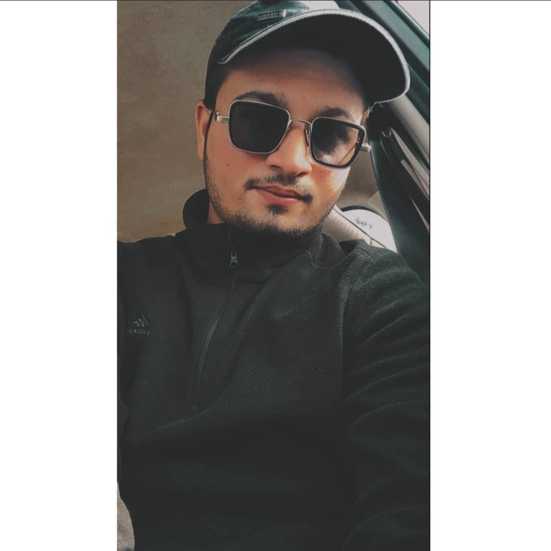 abhaycompaq's tweet photo. #NewProfilePic https://t.co/m14yJj0bcb