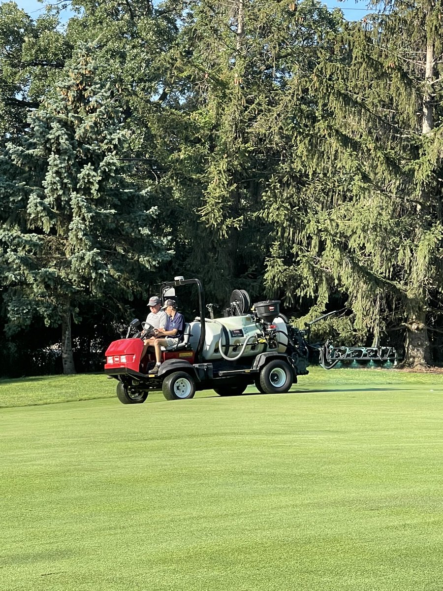 turfhammer's tweet photo. Sprayer Training with our AIT’s #thistimeitsforreal @GoldenValleyCC https://t.co/zPSpGMMNVQ