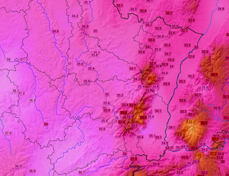 msa6768's tweet photo. Il fait déjà très chaud ce lundi, avec 33 à 35° C en général (hors relief), loc. on approche même les 36° C. Pic mardi, avec 36 à 39° C (voir tweet épinglé) : des records mensuels, voire absolus pourront parfois tomber. Carte Infoclimat.
#meteo67 #meteo68 #vigilanceorange https://t.co/sccjj2wnqQ