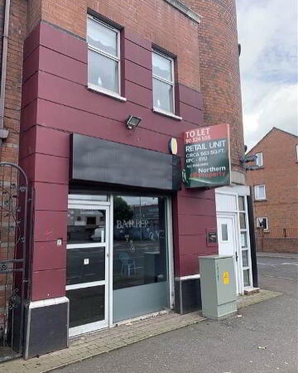 Propertynicc's tweet photo. ❗️❗️NEW RENTAL ❗️❗️

📍242 Springfield Road, Belfast, BT12 7DR
🏬Retail unit 
💵£600 per month
📏CIRCA 563 sqft
🧾Rates approx £3,058.80
📖EPC E112 

📞ENQUIRIES 90 324 555 https://t.co/WoPnV9osEZ