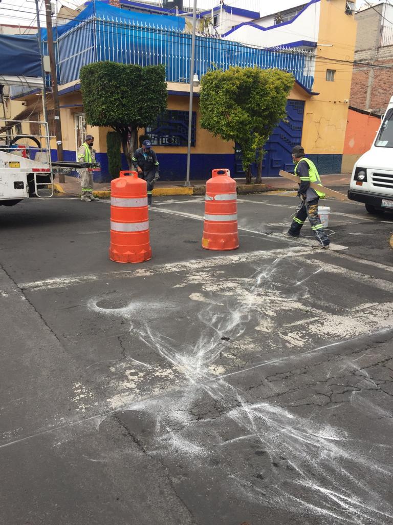 bgb_bryan's tweet photo. La @OlaMHmx se presenta en la #5DeMayo para realizar Servicios Urbanos y atender los folios pendientes.

Gracias al @ConsejoSegMx por dar seguimiento con el oficio CG/0002/2022 en la @AlcaldiaMHmx 👌🏼 https://t.co/d8QGhBpJz7