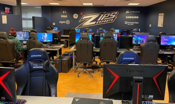 More than 170 colleges and university are members of the National Association of Collegiate E-Sports, as online gaming is impacting campuses in a big way. #esports
r.smartbrief.com/resp/pnelCHgor…